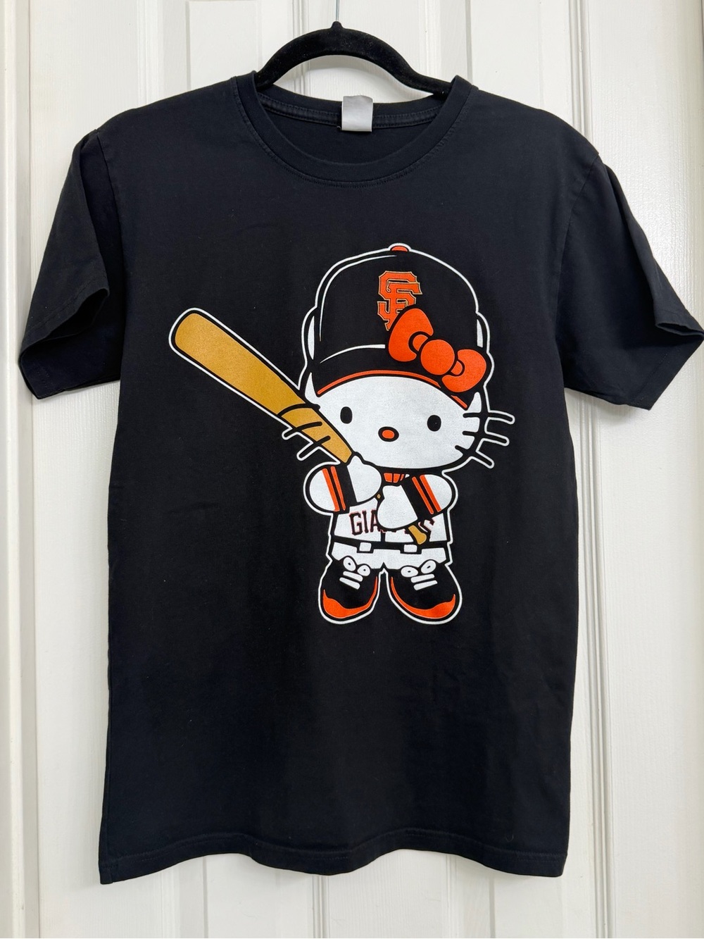 Hello Kitty San Francisco Giants Black Graphic Tee